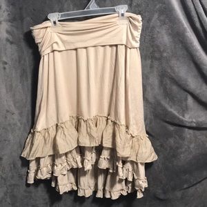 Comfy tiered femme skirt